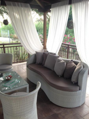Гостиница Villa Niki  Neos Marmaras
